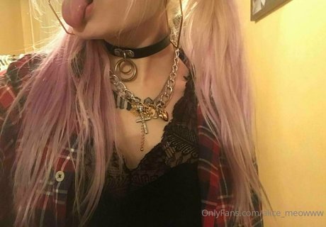 足の裏3P OnlyFans エロチック 画像