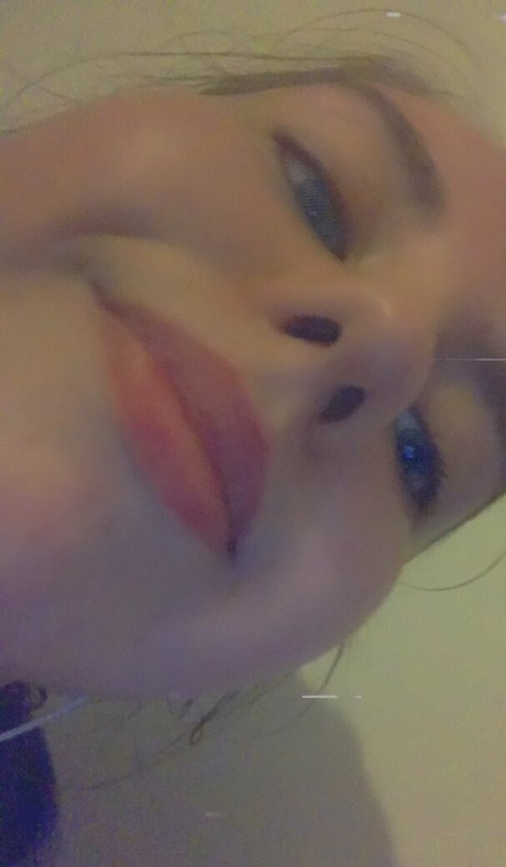 babyaliaaxo 美しいモデル ギャラリー