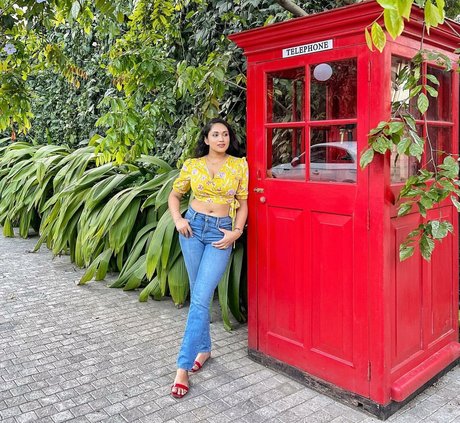 フィンドムオンリーファンズ 無料裸 写真