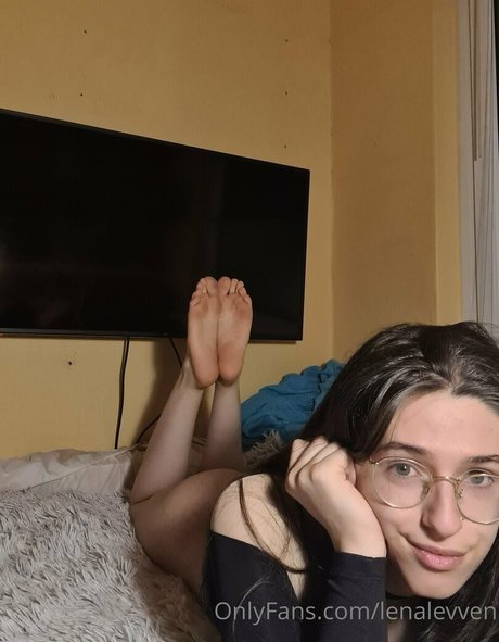 LenaLevven 独占スター 画像