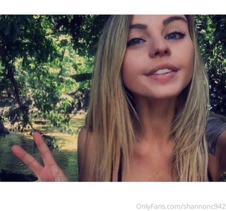 shannonc942 ポルノスター セクシー 写真