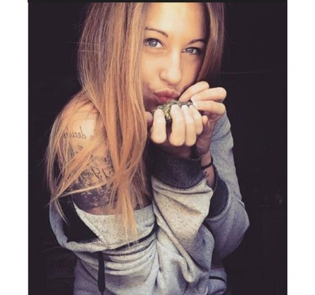 shannonc942 アダルト女優 写真