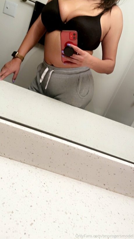 tessrogersmodel かわいいモデル 写真