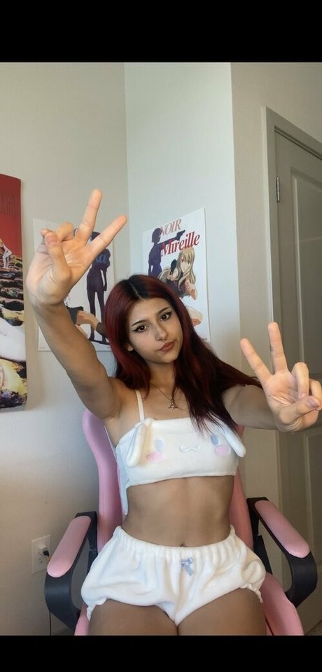 大きな乳首OnlyFans ホット裸 画像