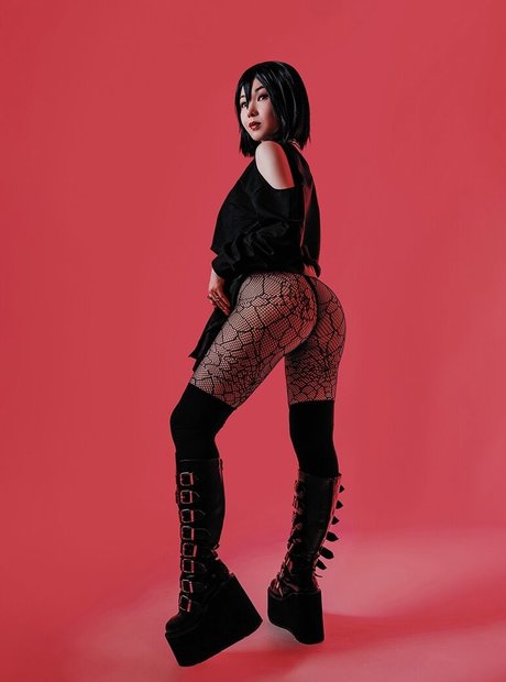 Miss Mononoke ポルノスター アーカイブ