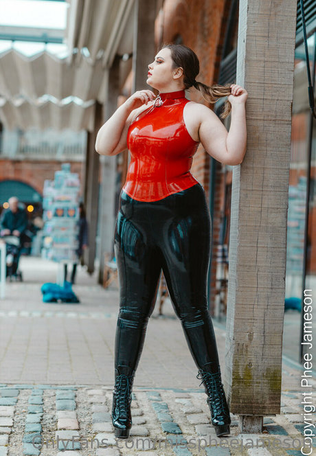 異人種間OnlyFans ヌード アーカイブ