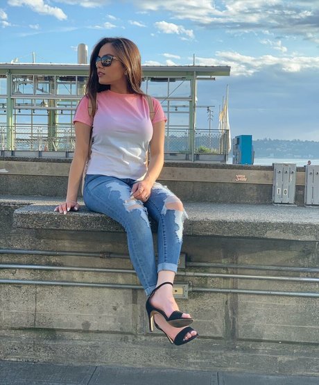 セクシーな足 OnlyFans ベスト 画像