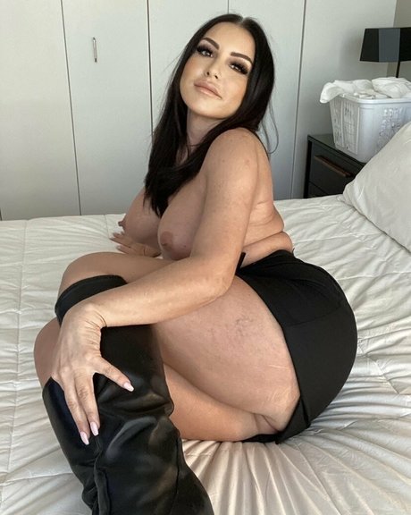 ぽっちゃりラテン系OnlyFans 無料 写真