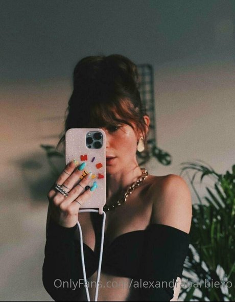 ブルネットの教師OnlyFans 限定 画像