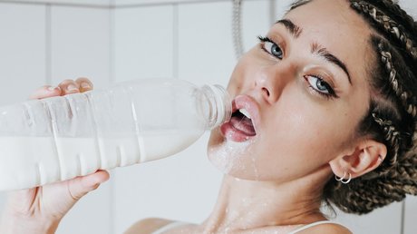 amnamalia 可愛いモデル 画像