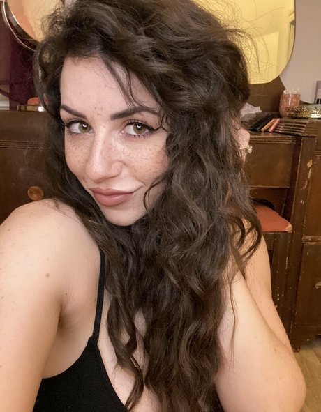 姉妹OnlyFans ホット裸 ギャラリー