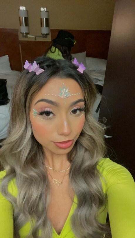 aashleygiselle 美しいスター 写真