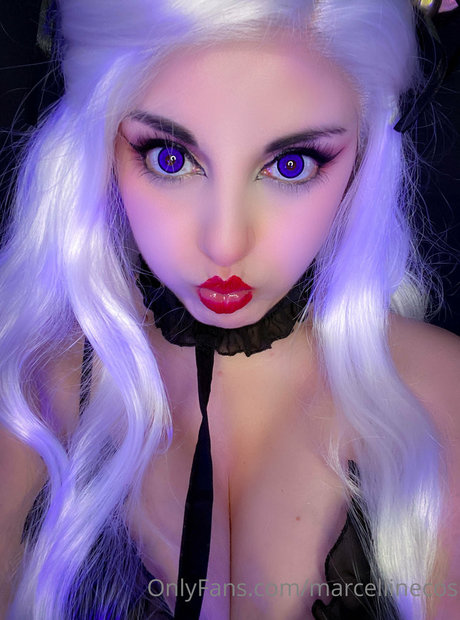 ビキニストリップOnlyFans 無料ポルノ 画像