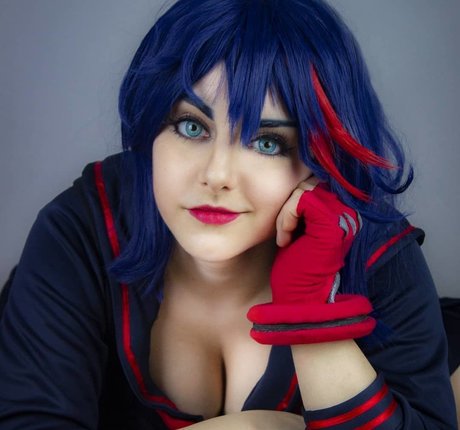 Marcelline ポルノスター ヌード 写真