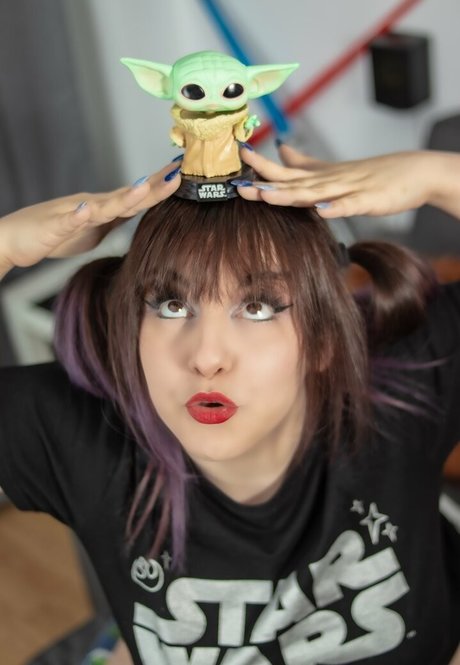 Marcelline 完璧なスター アーカイブ