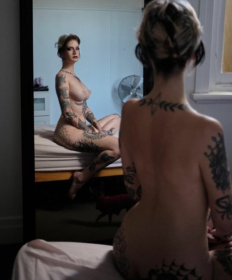 Sindyspurr セクシーなスター 写真