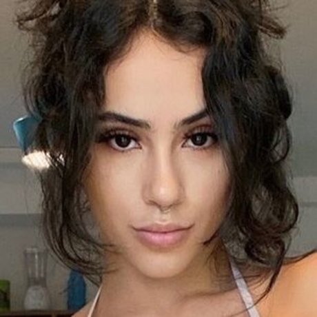 イタリア人熟女OnlyFans セクシー ギャラリー