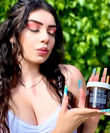 Lilbittyliv セクシーなスター 写真