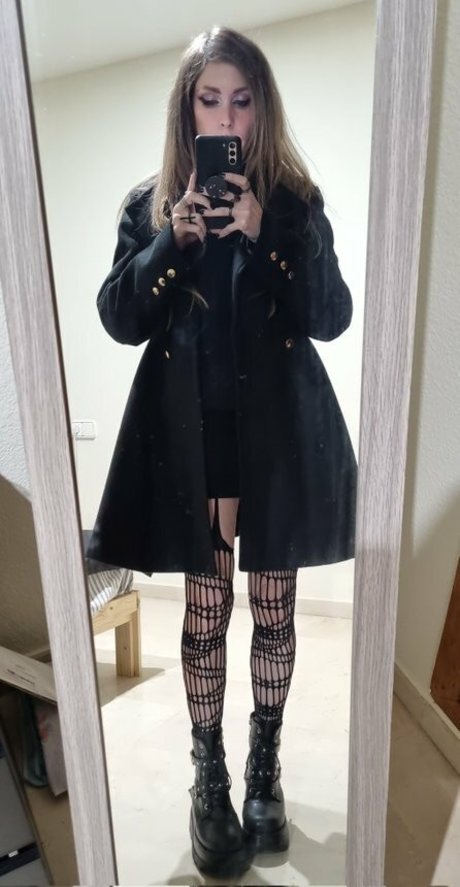 Chio Uyuni 独占ポルノスター 写真