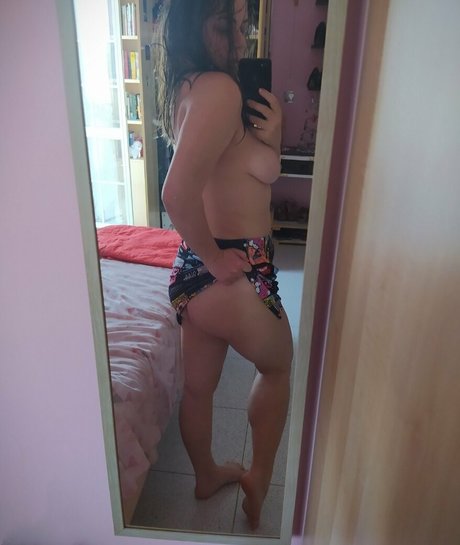 アジア人トゥインクOnlyFans 無料裸 画像