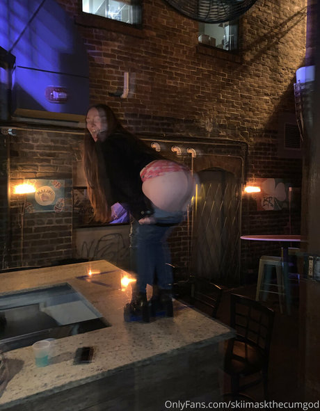 skiimaskthecumgod セックスモデル 写真