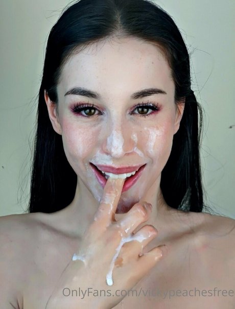 アナルパウグオンリーファンズ 無料裸 画像