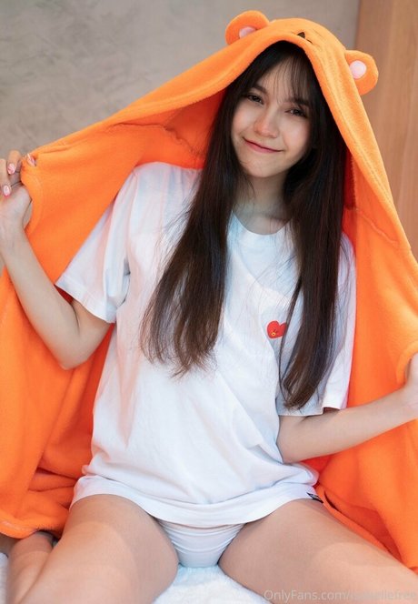 isabellefree 裸モデル 写真