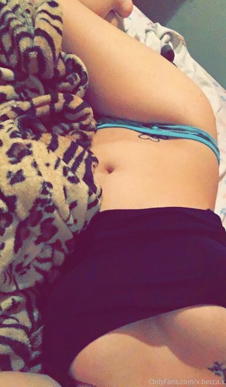 x becca x ヌードモデル 画像