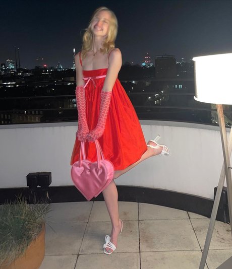 Chloe cherry Nacktbilder von OnlyFans