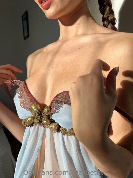 Elizabeth Vasilenko Nacktbilder OnlyFans geleakt