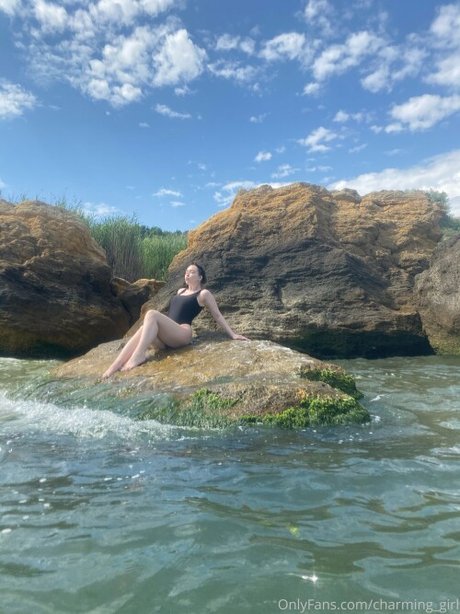 Charming Girl Nacktbilder von OnlyFans geleakt