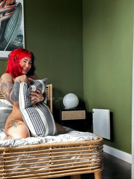 Peta Lloyd Nacktbilder OnlyFans