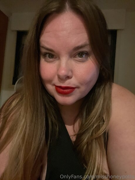 Miss HoneyPotts XXX OnlyFans