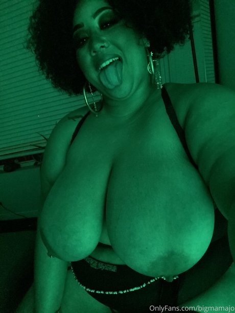 bigmamajo OnlyFans Bilder