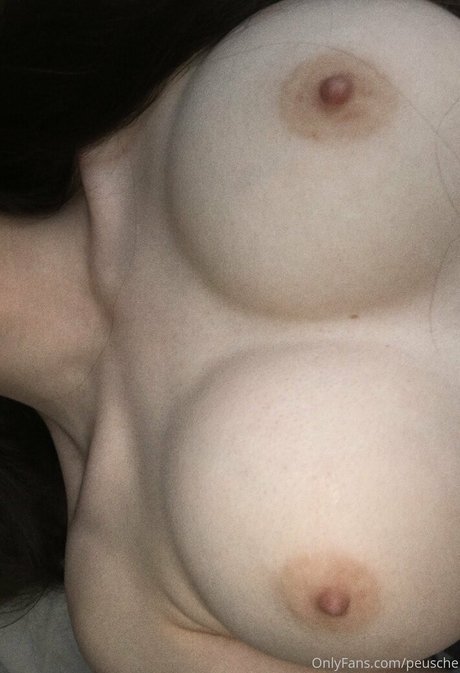 Peusche OnlyFans geleakte Bilder