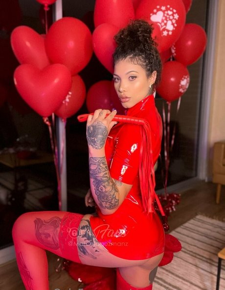 zierliche schwarze onlyfans Kunst nackt Fotos