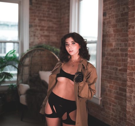 Nova Night Geleakte OnlyFans-Inhalte