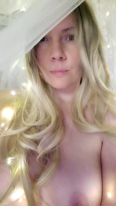 Caterina Mia Titten OnlyFans