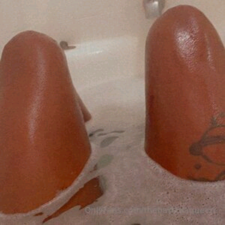 The banana queen NurlyFans-Pornos