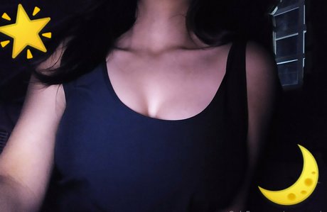 Yuwummie Nacktbilder von OnlyFans