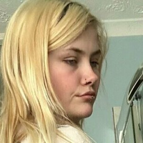 Atlantis B OnlyFans Nacktbilder geleakt