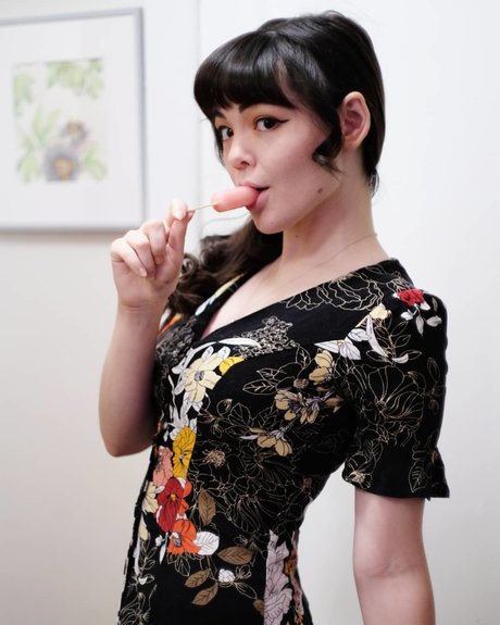 Elle pastelle Nacktbilder geleakt OnlyFans