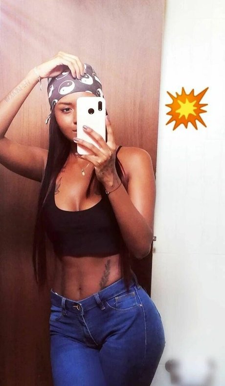 Miss Perla NurlyFans-Pornos