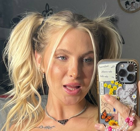 PARIS REN OnlyFans-Inhalte