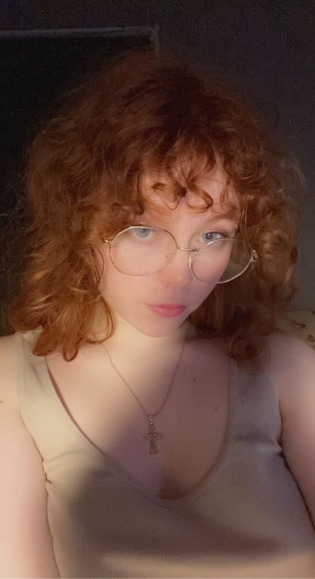 Strawberry Vi_ OnlyFans-Leak