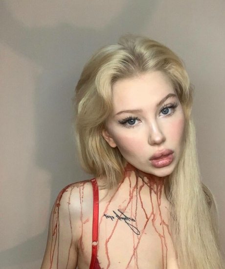 sofimoonlight OnlyFans Nacktbilder