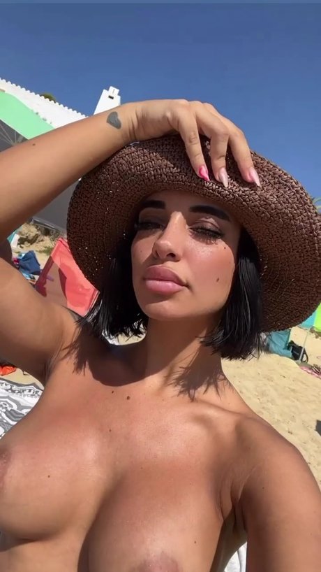 Edelweis Nacktpornos auf OnlyFans