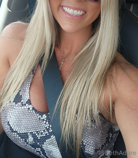 BethAdore OnlyFans Leaj