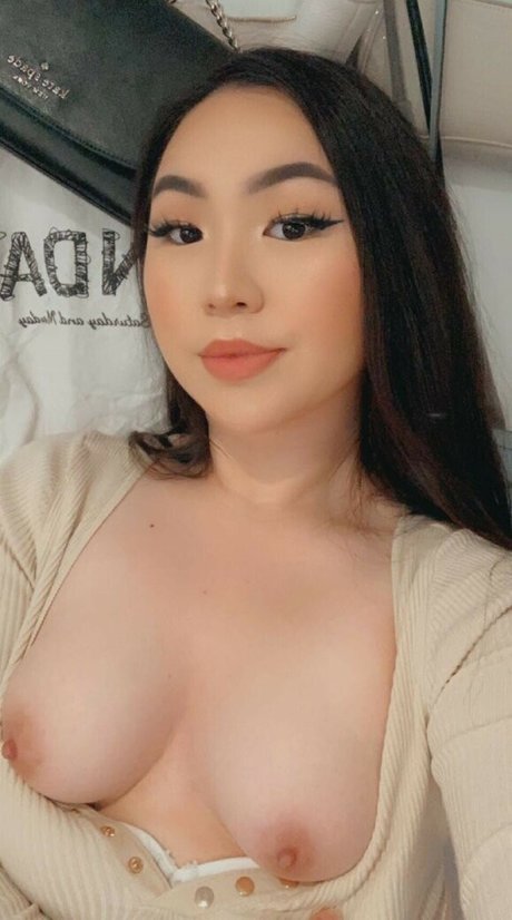 Kfm28 Brüste OnlyFans