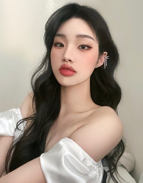 yakult Nackt OnlyFans